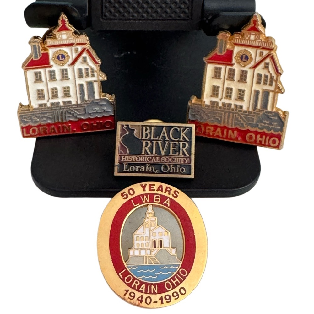 Lorain Ohio Commemorative Vintage Pin Set